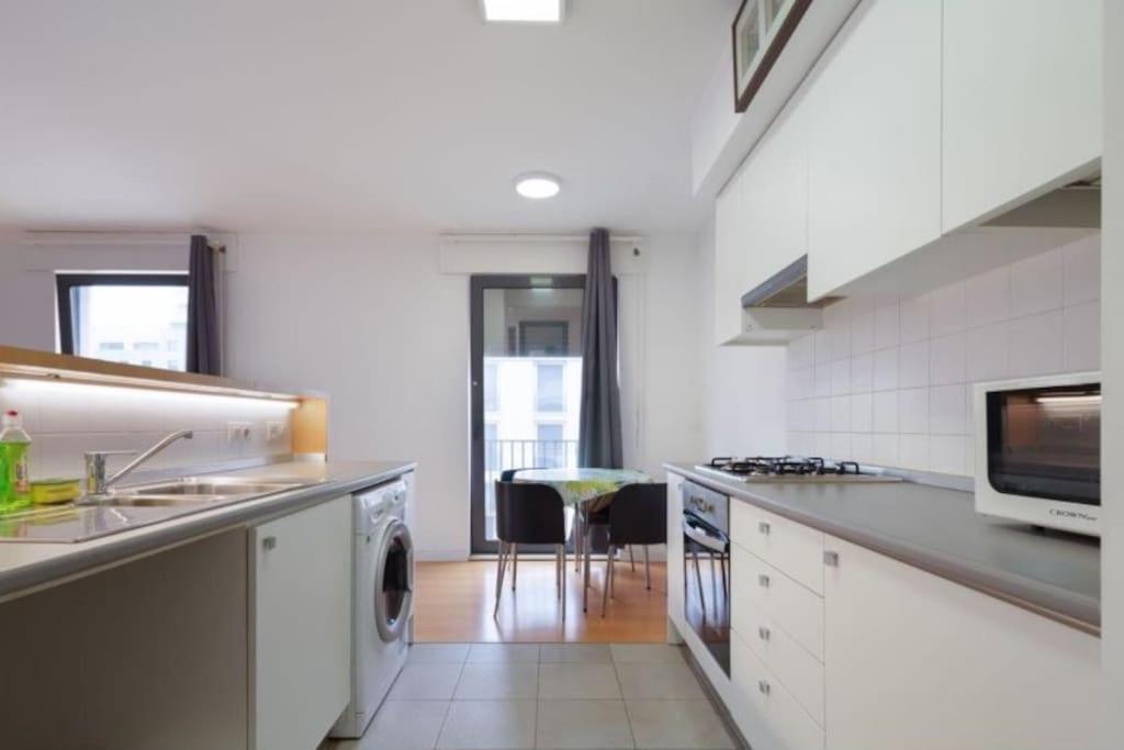 Elevator Flat And Parking Spaces Διαμέρισμα Lisboa Εξωτερικό φωτογραφία